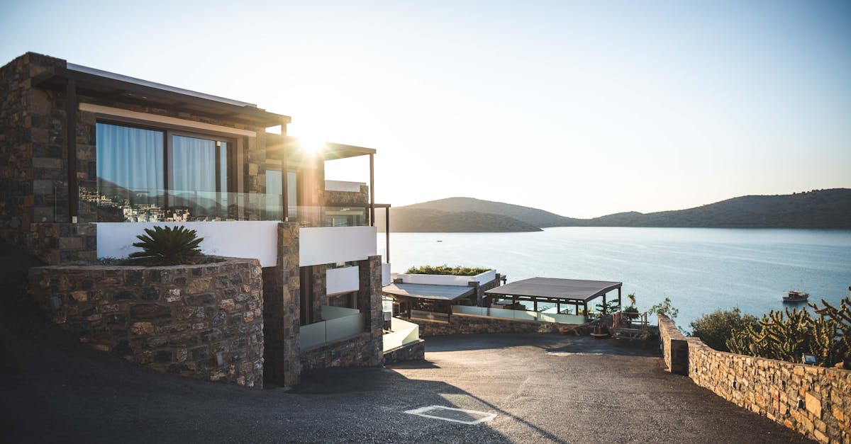 Understanding Feed-in Tariffs for Solar Panel Roof Installation in the UK